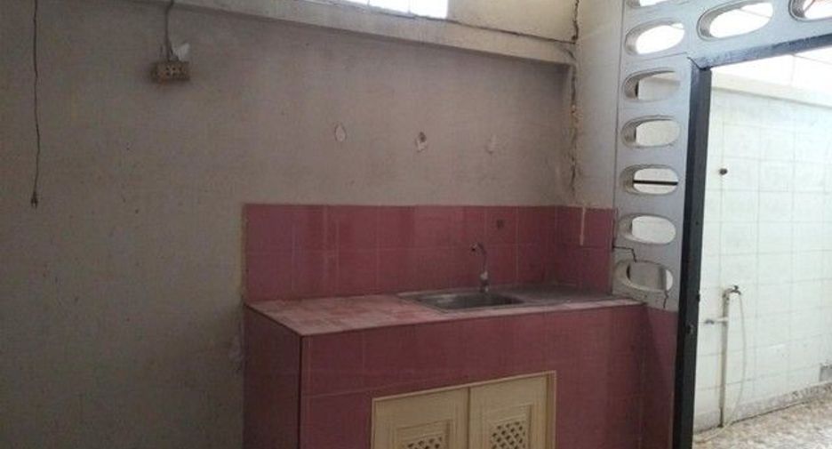 For sale 3 bedrooms townhouse in Bang Len, Nakhon Pathom