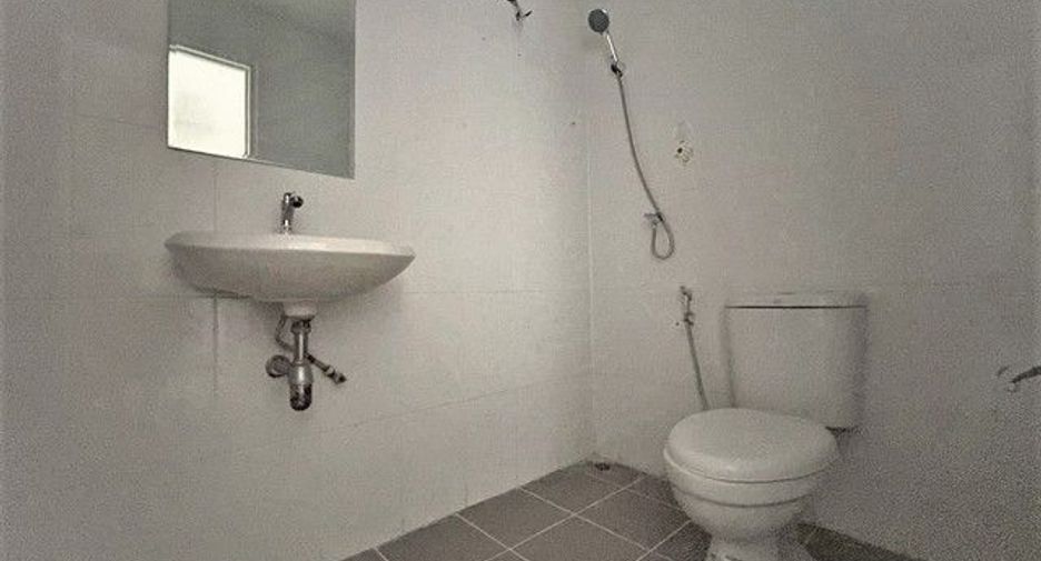 Reihenhaus zum Kauf mit 3 Zimmer in Bang Len, Nakhon Pathom