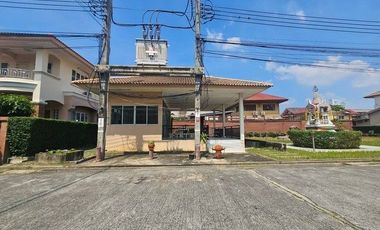 出售 3 卧室 联排别墅 在 Thanyaburi, Pathum Thani
