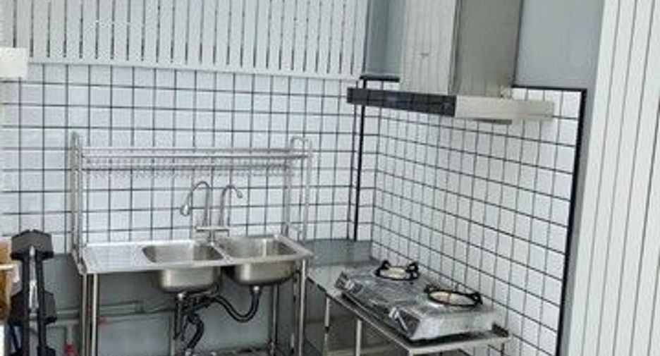 For rent 3 bedrooms house in Prawet, Bangkok