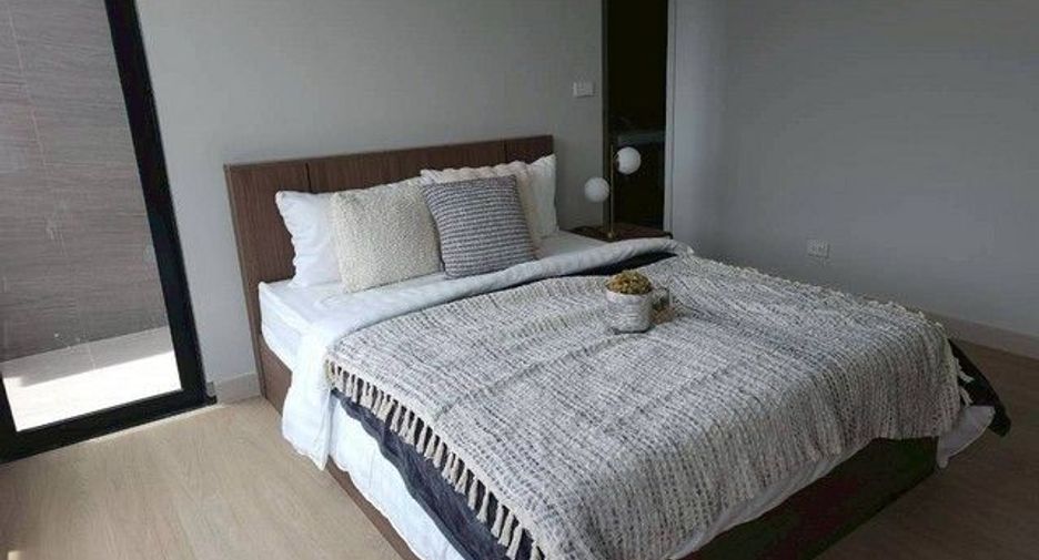 For rent 4 bedrooms house in Bang Khun Thian, Bangkok