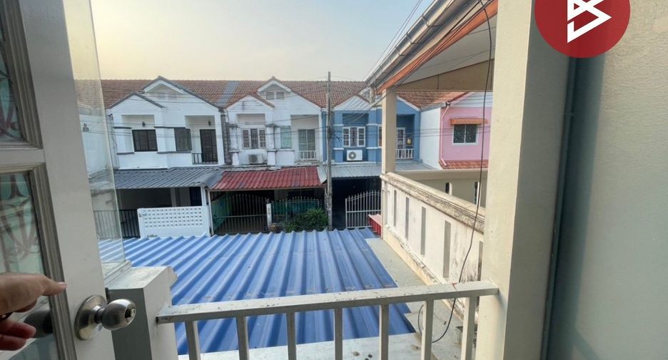 For rent 3 ベッドルーム townhouse in Mueang Chon Buri, Chonburi