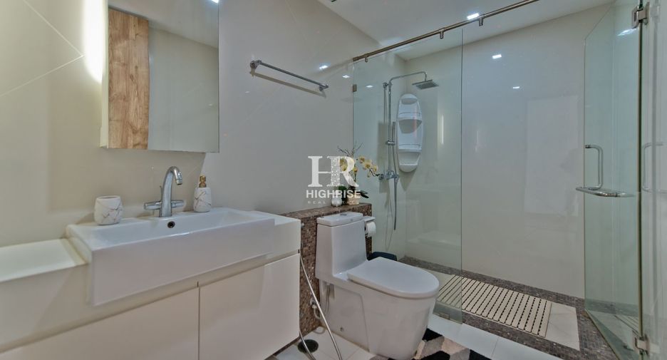 For rent 4 bedrooms condo in Bang Lamung, Chonburi