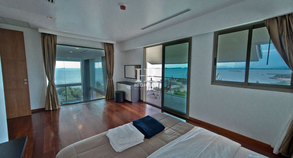 For rent 4 bedrooms condo in Bang Lamung, Chonburi