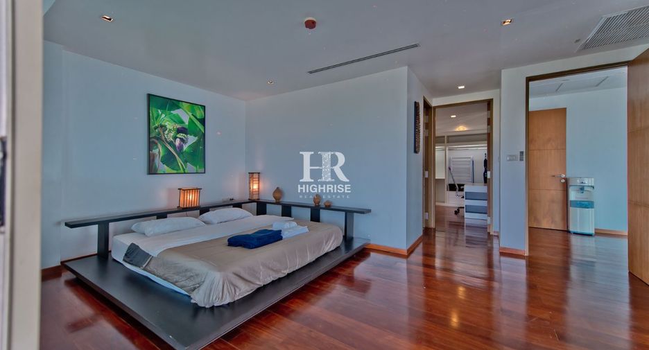 For rent 4 bedrooms condo in Bang Lamung, Chonburi