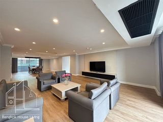 Wohnung zur Miete mit 4 Zimmer in Khlong Toei, Bangkok