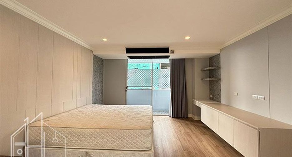 Condo en alquiler de 4 habitaciones en Khlong Toei, Bangkok