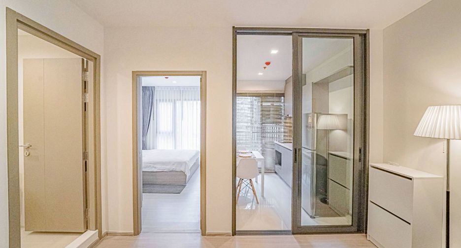 À louer 1 chambre condo à Huai Khwang, Bangkok