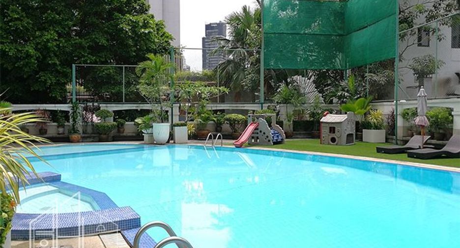 Apartamento en alquiler de 4 habitaciones en Khlong Toei, Bangkok