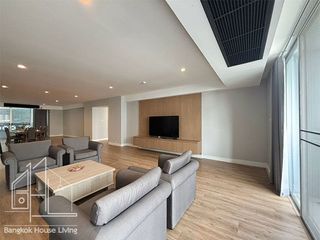 For rent 4 ベッドルーム apartment in Khlong Toei, Bangkok