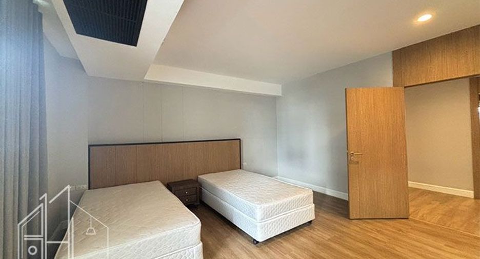 Apartamento en alquiler de 4 habitaciones en Khlong Toei, Bangkok