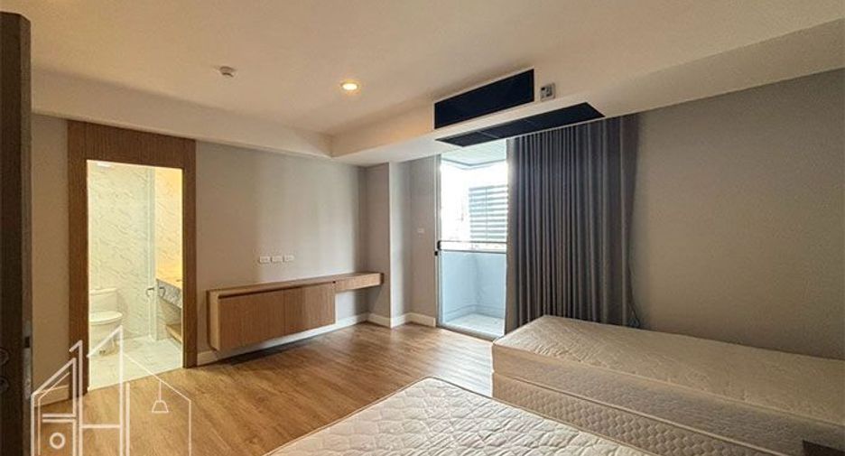 Apartamento en alquiler de 4 habitaciones en Khlong Toei, Bangkok