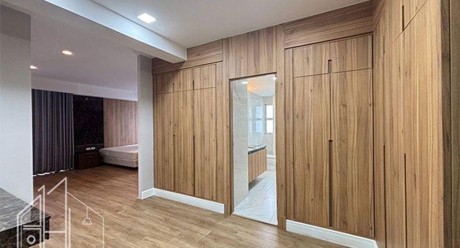 Apartamento en alquiler de 4 habitaciones en Khlong Toei, Bangkok