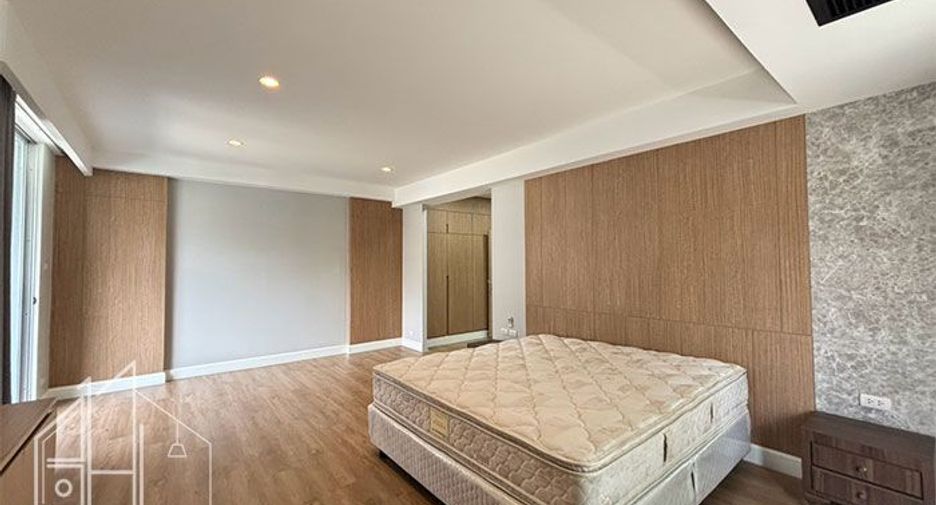 Apartamento en alquiler de 4 habitaciones en Khlong Toei, Bangkok