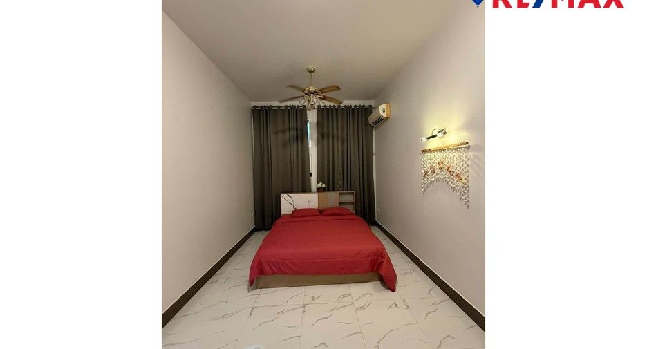 Haus zum Kauf mit 4 Zimmer in Bang Lamung, Chonburi