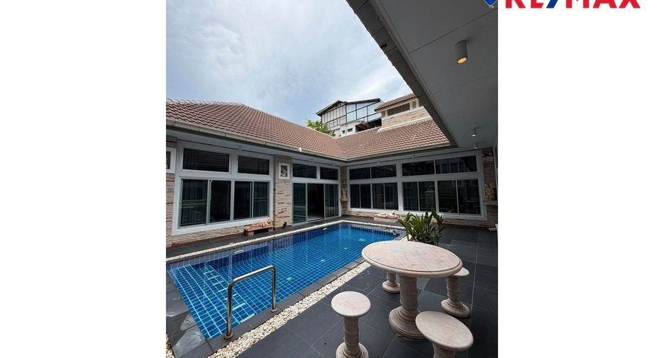 Haus zum Kauf mit 4 Zimmer in Bang Lamung, Chonburi