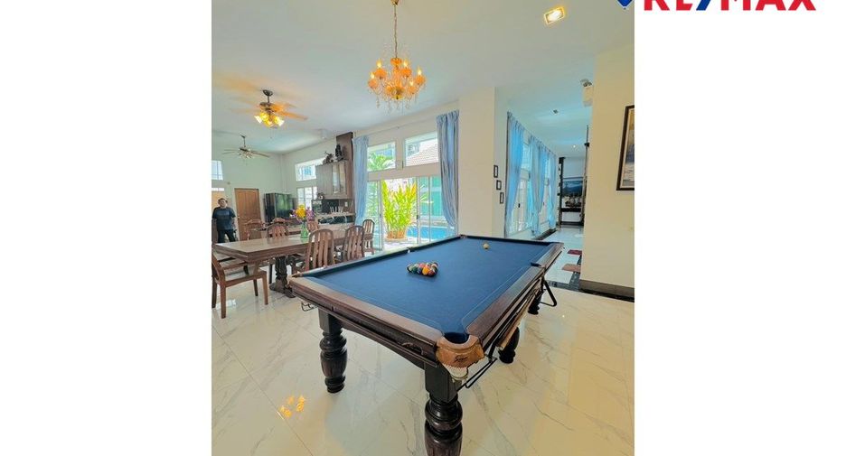 Haus zum Kauf mit 4 Zimmer in Bang Lamung, Chonburi