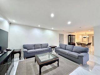 出租 3 卧室 公寓 在 Watthana, 曼谷