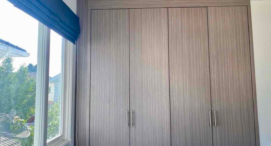 For rent 4 bedrooms house in Lat Krabang, Bangkok