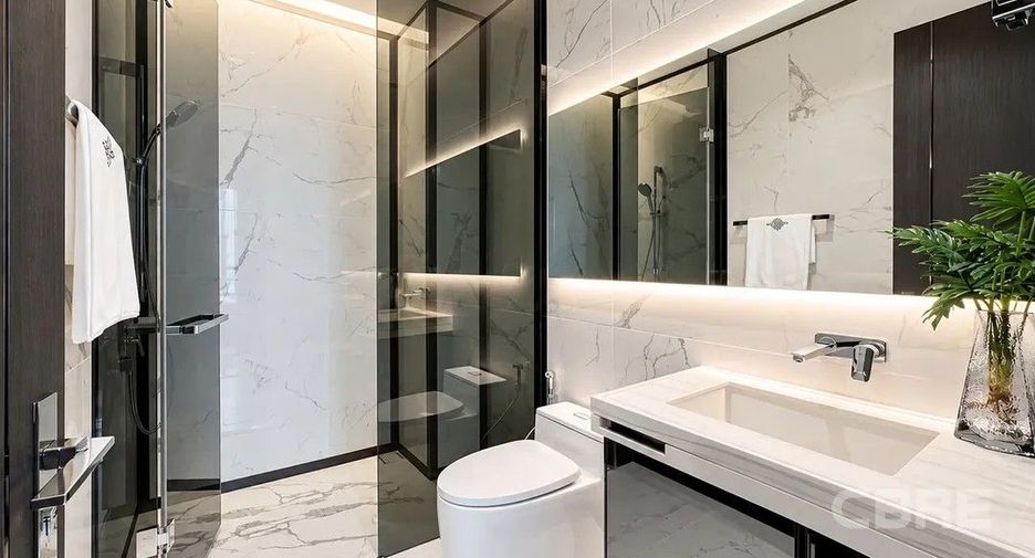 For sale 2 bedrooms condo in Watthana, Bangkok