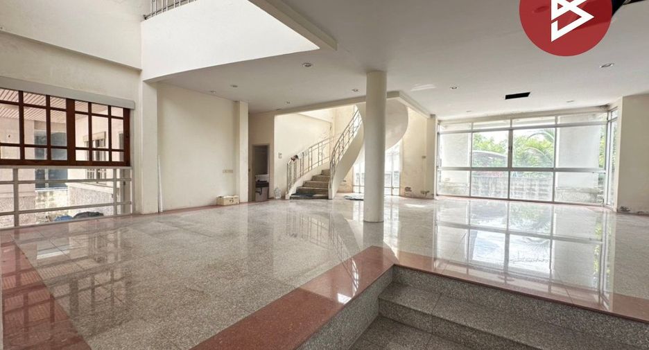 Haus zum Kauf mit 3 Zimmer in Thawi Watthana, Bangkok