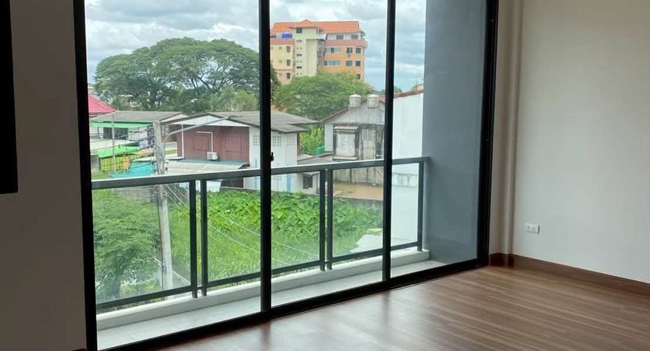 Аренда 4 спальни таунхаус в Mueang Chiang Mai, Чианг Маи