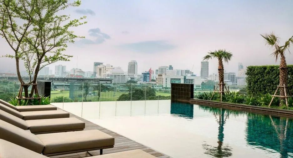 For sale 2 bedrooms condo in Pathum Wan, Bangkok