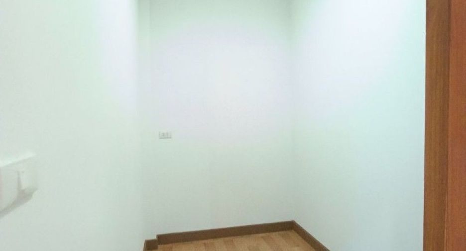 For sale 3 bedrooms house in Mueang Samut Songkhram, Samut Songkhram