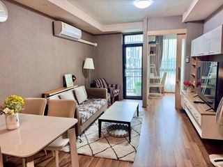 Wohnung zur Miete mit 2 Zimmer in Bang Rak, Bangkok