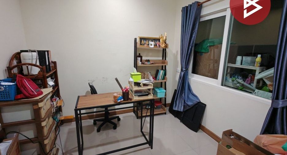 For sale 4 bedrooms townhouse in Bang Phli, Samut Prakan
