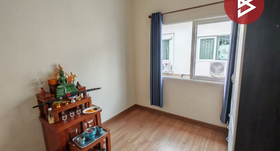 For sale 4 bedrooms townhouse in Bang Phli, Samut Prakan