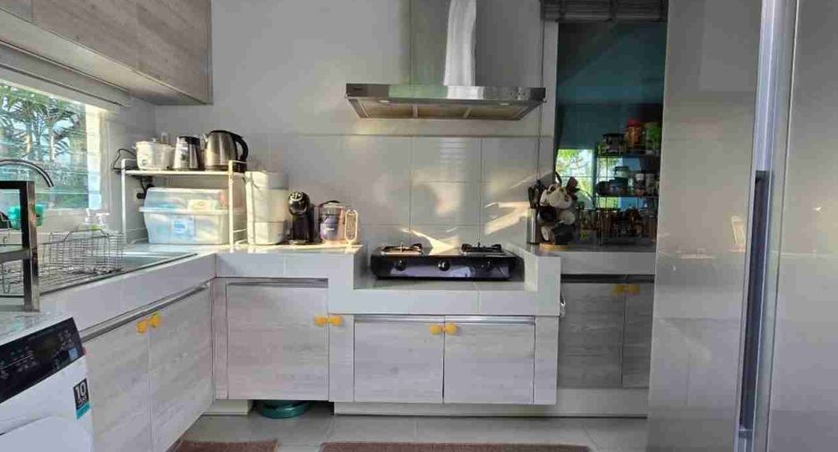 Casa en venta de 3 habitaciones en Lat Krabang, Bangkok