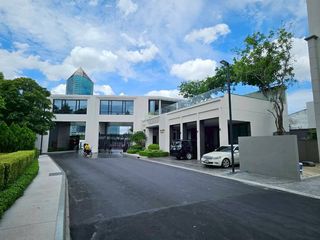 For rent 3 bedrooms townhouse in Chatuchak, Bangkok
