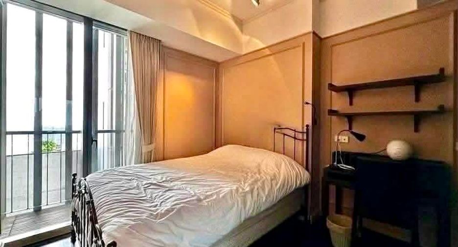 Condo en alquiler de 4 habitaciones en Sathon, Bangkok