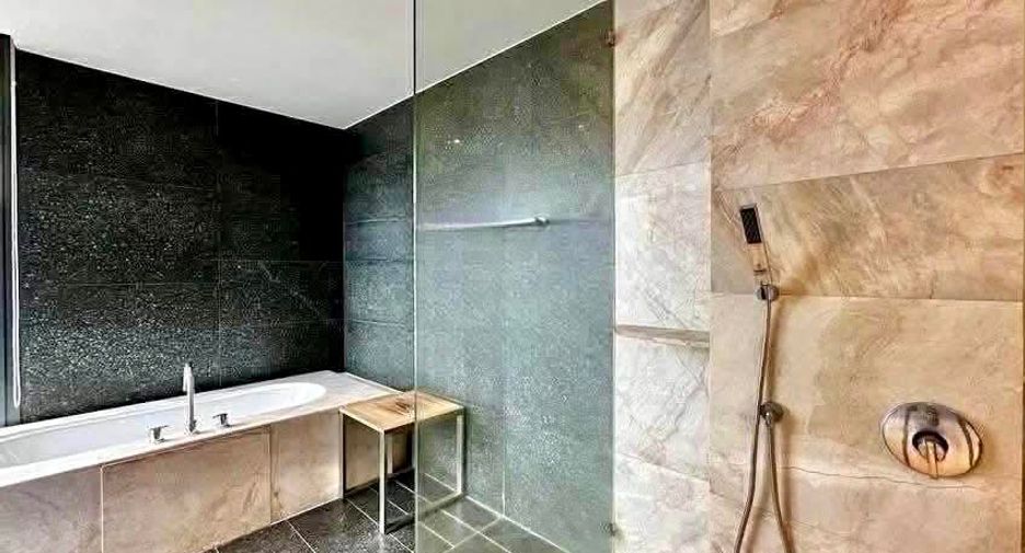 Condo en alquiler de 4 habitaciones en Sathon, Bangkok