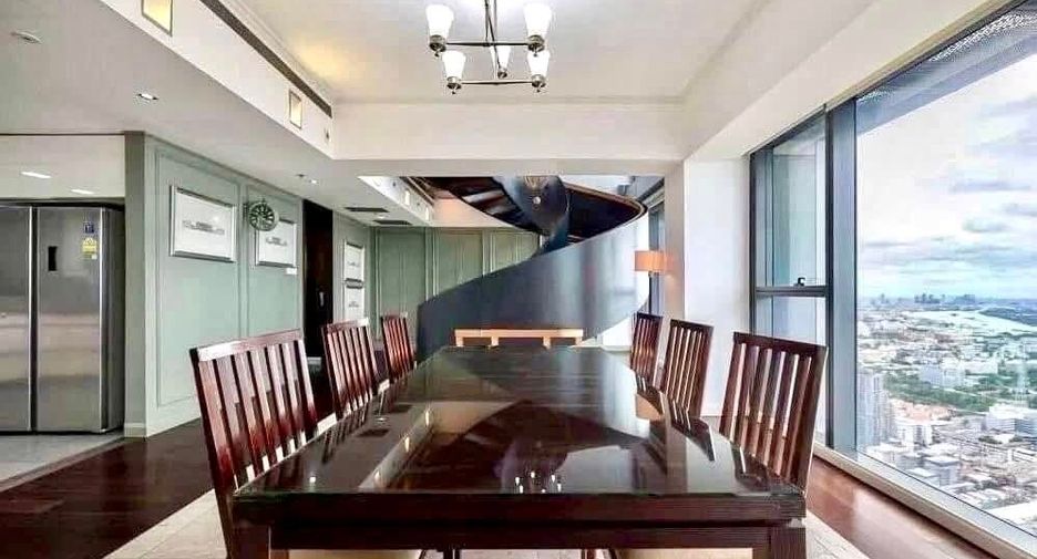 Condo en alquiler de 4 habitaciones en Sathon, Bangkok