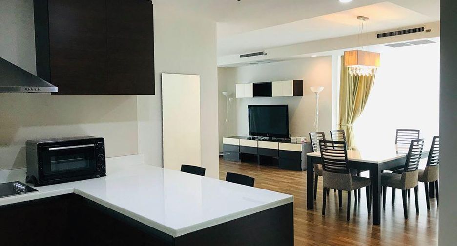 À louer 2 chambres condo à Pathum Wan, Bangkok