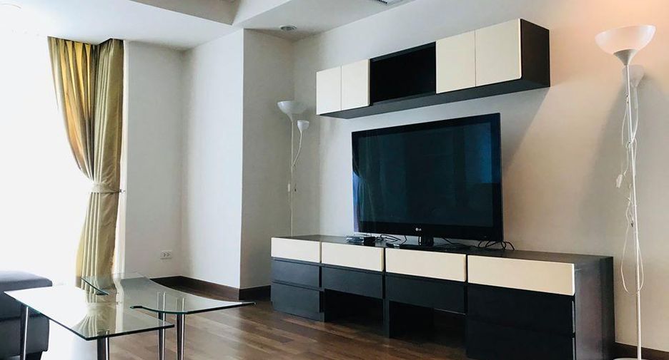 À louer 2 chambres condo à Pathum Wan, Bangkok