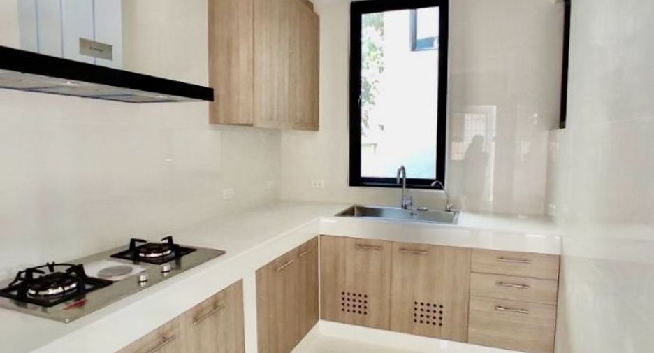 For sale 3 bedrooms house in Bang Phli, Samut Prakan