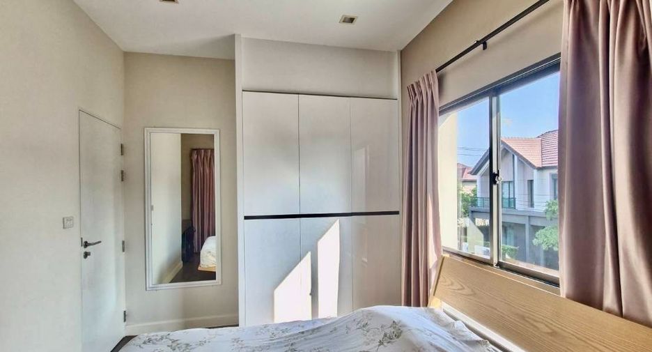 For sale 3 bedrooms house in Bang Phli, Samut Prakan