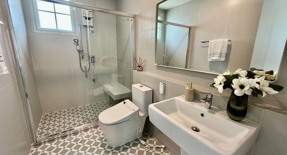 For sale 3 bedrooms house in Bang Phli, Samut Prakan