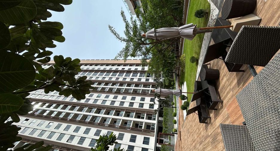 For sale 2 bedrooms condo in Bang Lamung, Chonburi