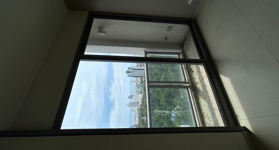For sale 2 bedrooms condo in Bang Lamung, Chonburi