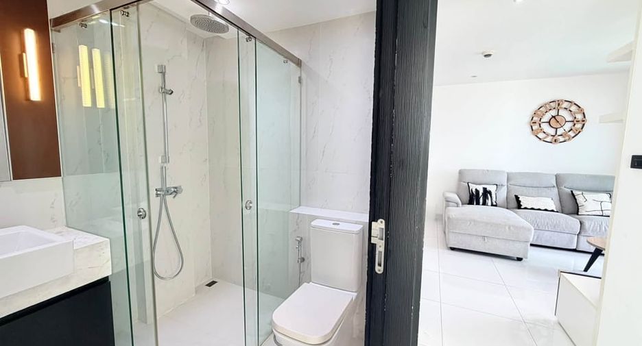 À louer 2 chambres condo à Bang Lamung, Chonburi