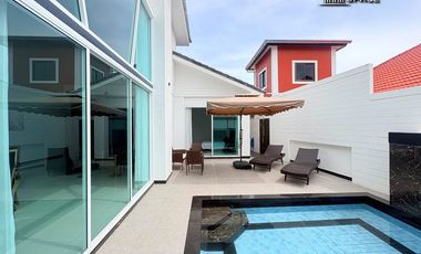 Villa en alquiler y en venta de 6 habitaciones en Bang Lamung, Chonburi