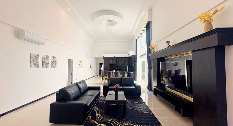 Villa en alquiler y en venta de 6 habitaciones en Bang Lamung, Chonburi