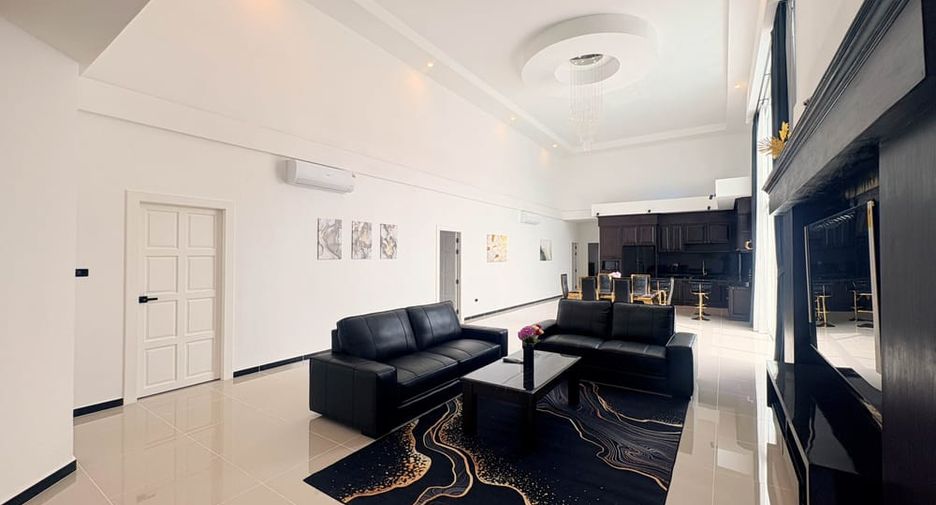 Villa en alquiler y en venta de 6 habitaciones en Bang Lamung, Chonburi