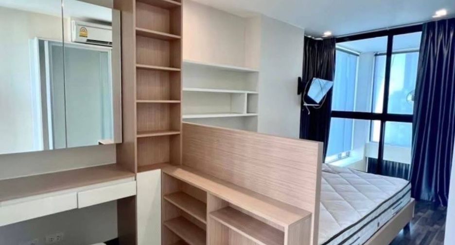 For sale 1 Beds condo in Bang Na, Bangkok