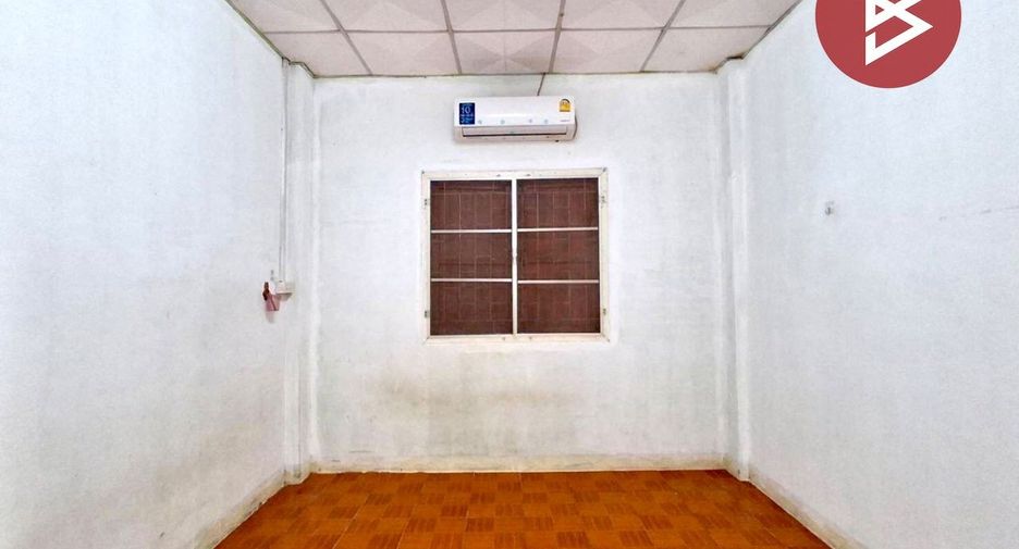 出售 2 卧室 独立屋 在 Mueang Uttaradit, Uttaradit
