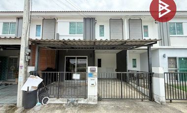 出售 3 卧室 联排别墅 在 Mueang Pathum Thani, Pathum Thani